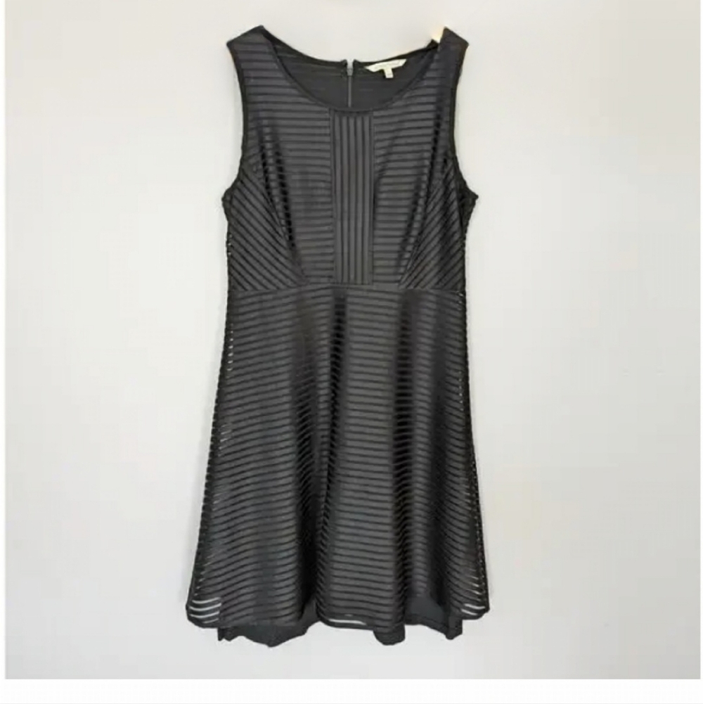 41 Hawthorn Marina Dress - Picture 6 of 15